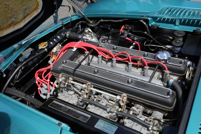 自動車の組み立て・塗装・検査